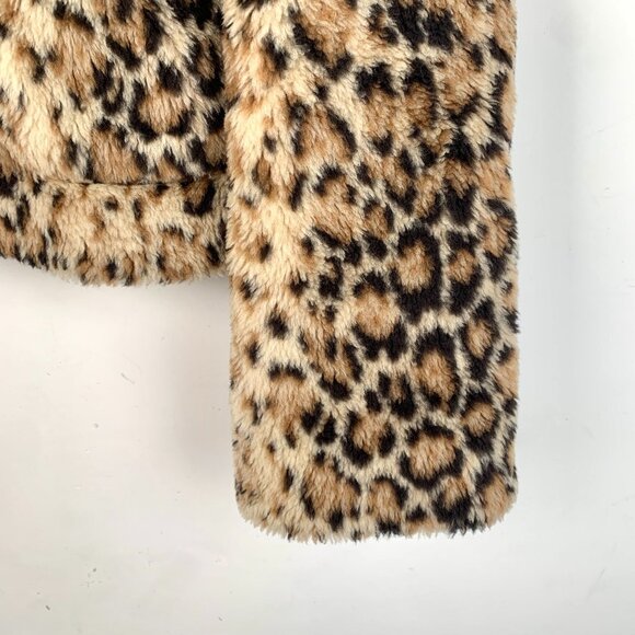 Celine Leopard Print Faux Fur Jacket With Gold Button Closure - Picture 4 of 8